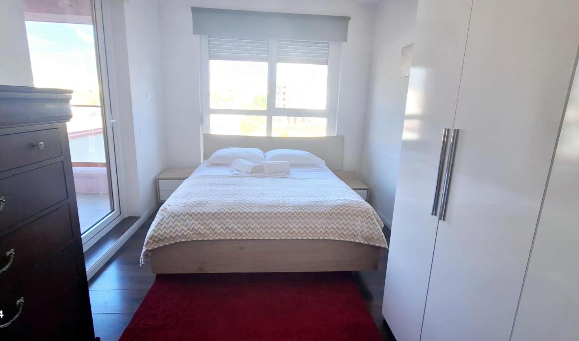 Modern Mountain View P&e Netflix Included Apartment *